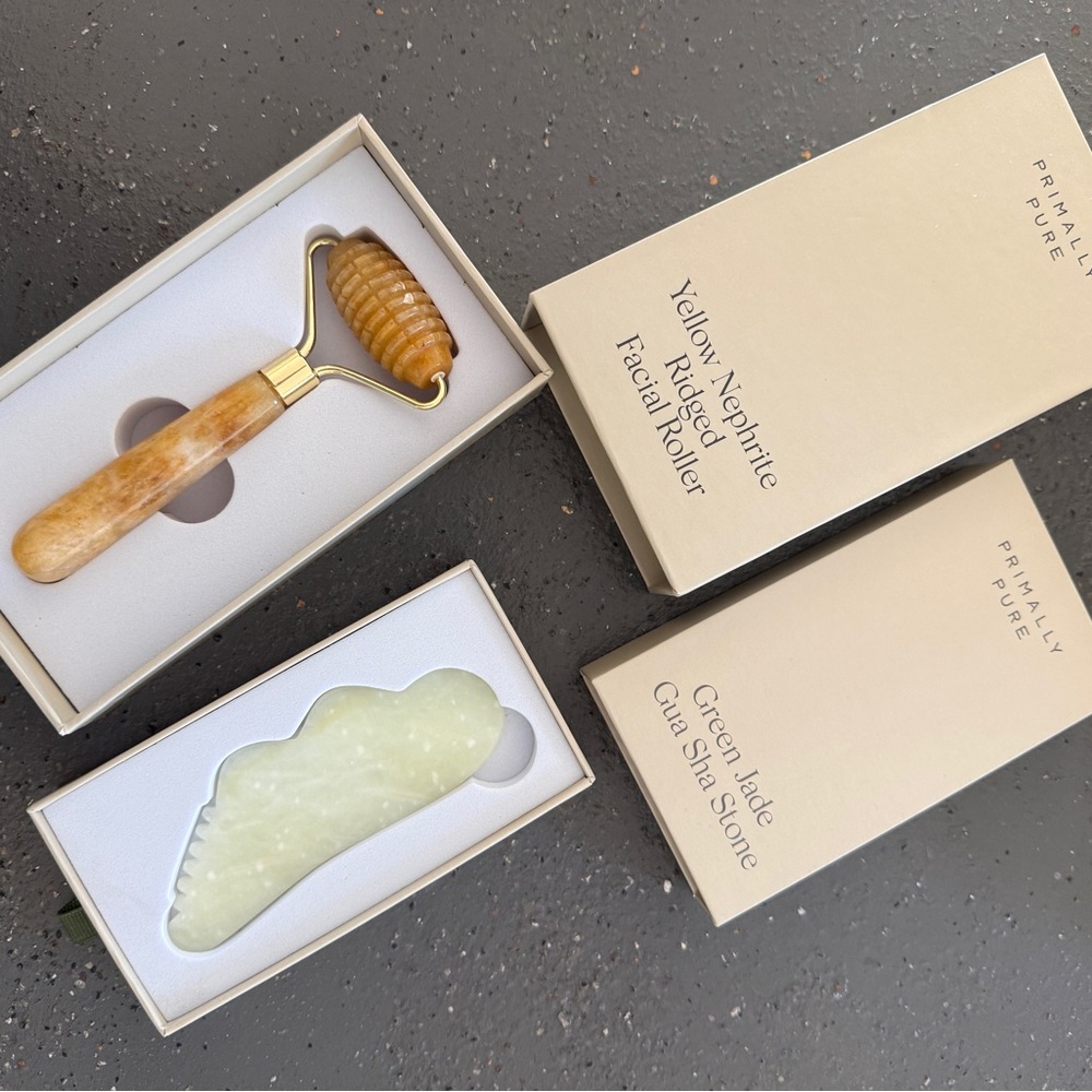 NEW Primally Pure Yellow Nephrite Ridged Facial Roller & Green Jade Gua Sha Set